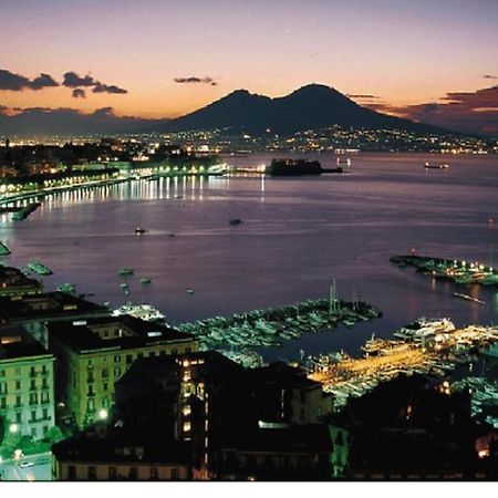 Napoli Sunny Charme Apartamento Exterior foto